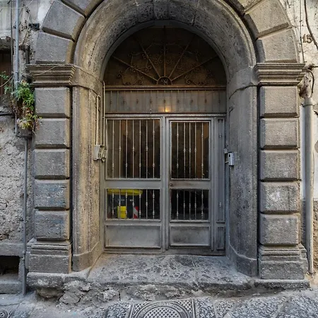 Smart's House Deluxe Spagnoli アパート *