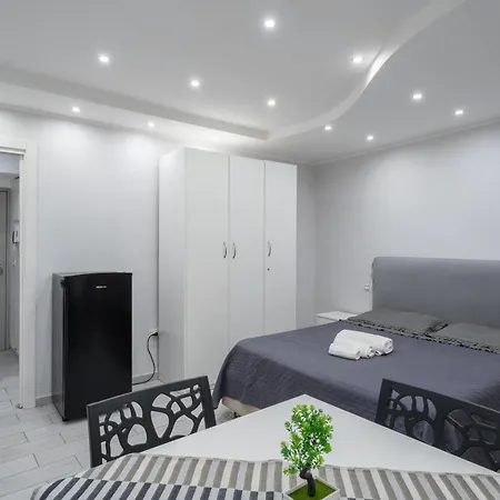 Smart's House Deluxe Spagnoli Lägenhet *